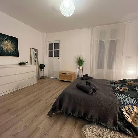Appartement Proche Du Village Et De La Mer Leucate Exteriör bild